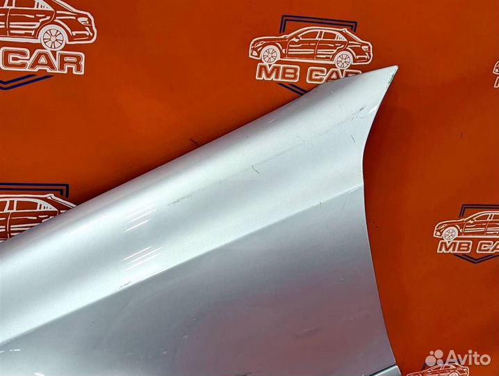 Крыло переднее левое w211 E-class 271.942