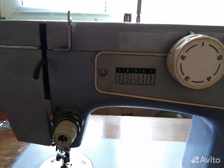 Швейная машинка
