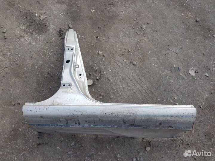 Центральная стойка кузова правая Toyota Camry CV40