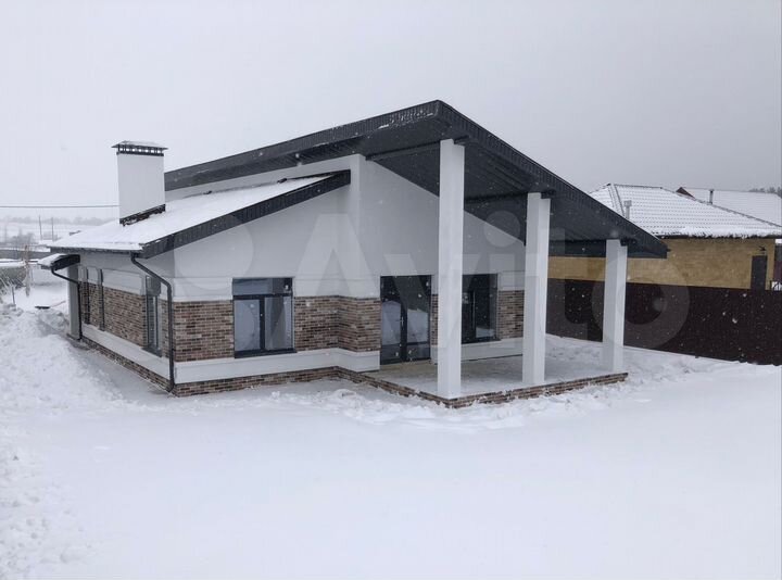 Дом 174 м² на участке 10 сот.