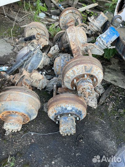 Продам передние мост Газ 66