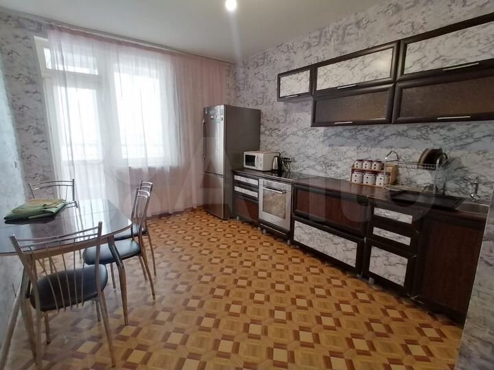 4-к. квартира, 93,5 м², 16/25 эт.