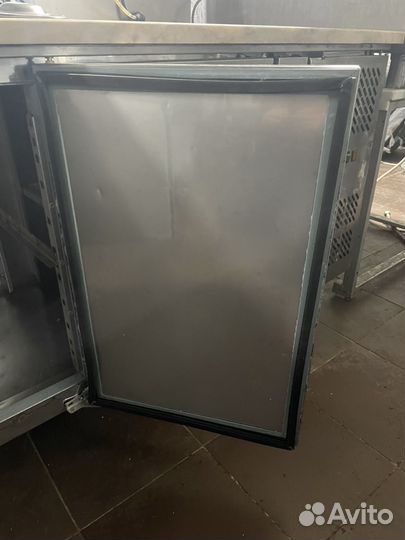 Холодильный стол для пиццы