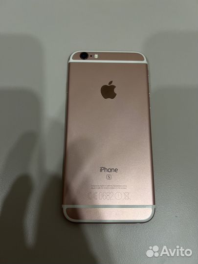 iPhone 6S, 64 ГБ