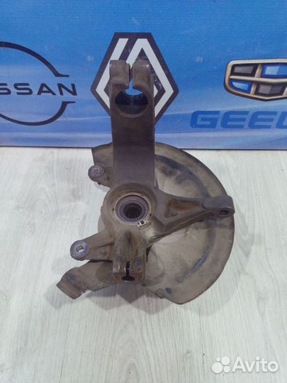 Кулак поворотный Цапфа Ступица в сборе Renault meg