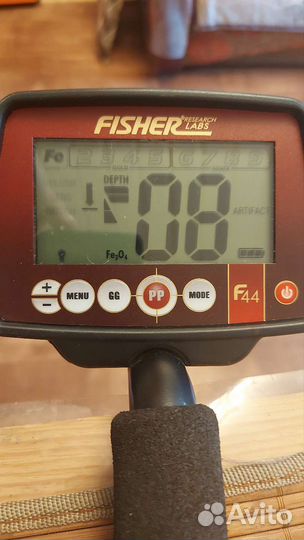 Металлоискатель Fisher f44