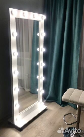 Гримерное зеркало