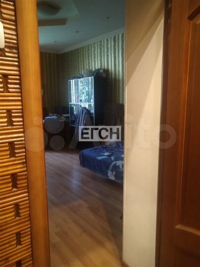 2-к. квартира, 54 м², 1/3 эт.