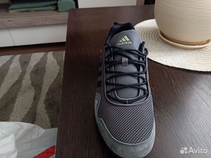 Кроссовки adidas doroga 46р