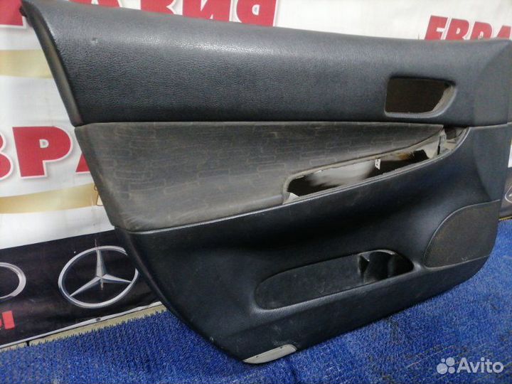 Обшивка двери передняя левая Mazda Mazda6