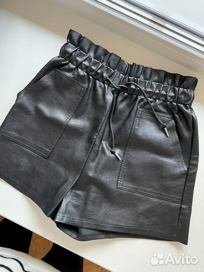 Шорты из эко кожи