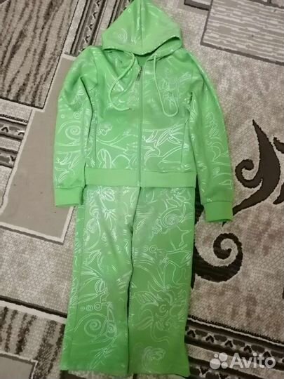 Спортивный костюм