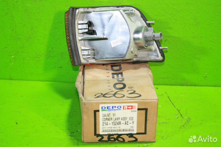 Габарит mitsubishi galant E31A передний правый