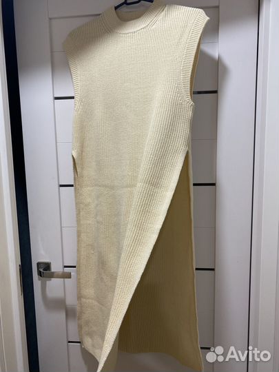 Жилетка женская вязаная длинная