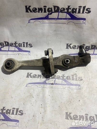 Рычаг подвески нижний правый Audi A4 B5 седан 1.8