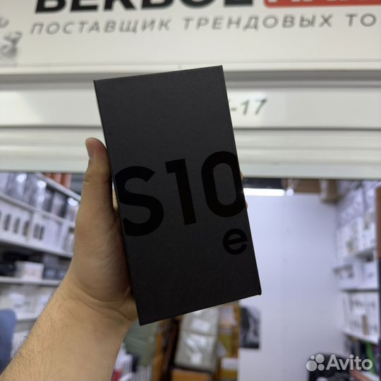 Samsung Galaxy S10e, 6/128 ГБ