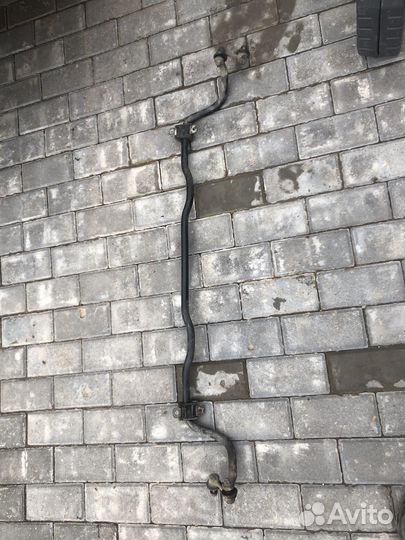 Стабилизатор передний subaru