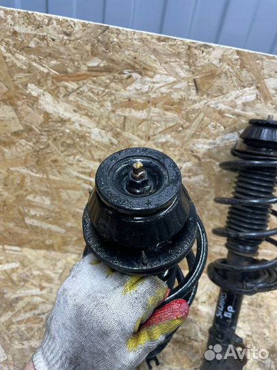 Передние стойки амортизаторов hyundai solaris 1