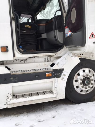 Volvo VNL 670, 2003