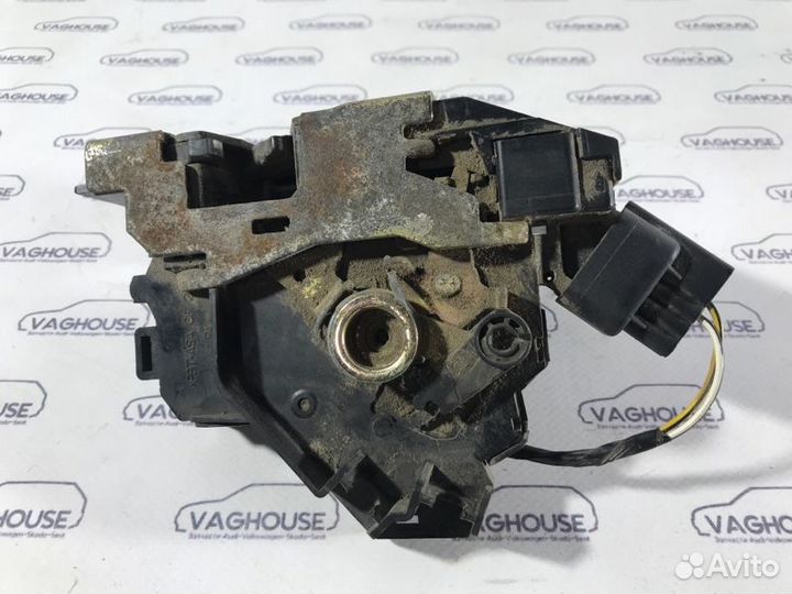 Замок двери задний правый Ford Focus MK 1 1999