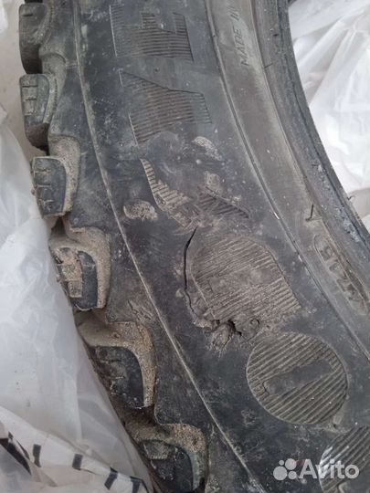 Goodyear UltraGrip Ice Arctic SUV 215/60 R17 100T