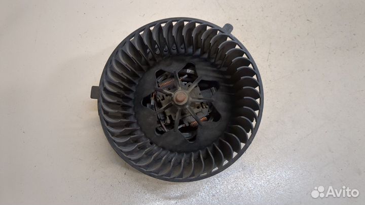 Двигатель отопителя Volkswagen Golf 5, 2003