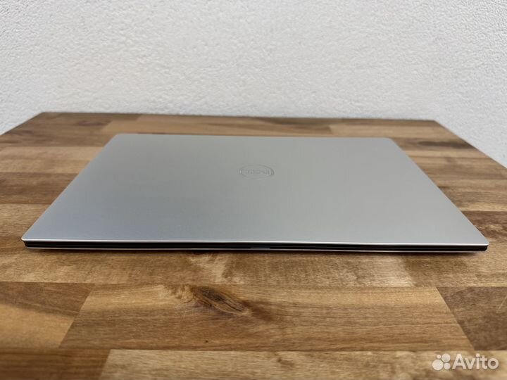 Мега ультрабук Dell XPS 13 i7-10510U 16Gb SSD512