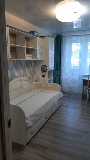 4-к. квартира, 76,2 м², 8/9 эт.