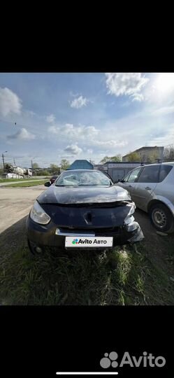 Renault Fluence 1.6 AT, 2011, битый, 206 000 км