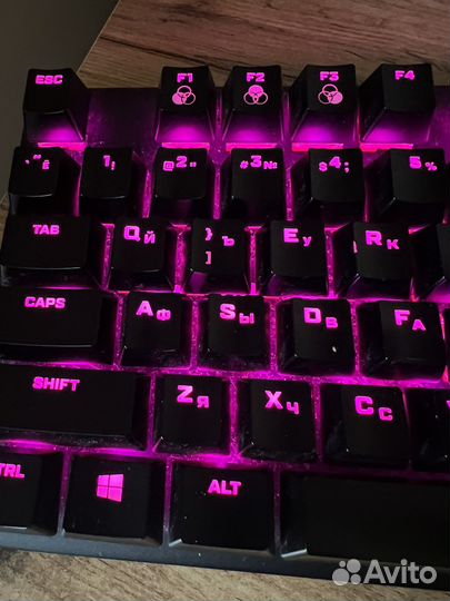 Игровая клавиатура hyperx