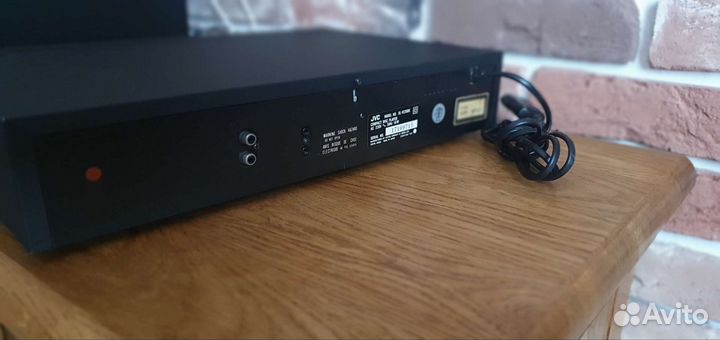 Cd проигрыватель JVC XL-v220BK