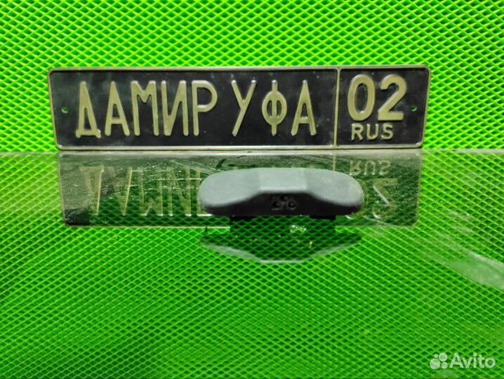 Блок Форсунка омывателя правый Audi Q7