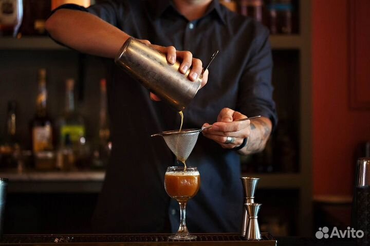 Бармен в ресторан