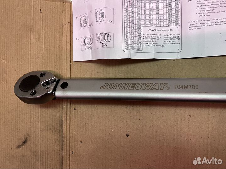 Ключ динамометрический jonnesway T04700 140-980 Nm