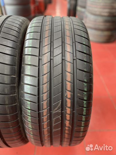Bridgestone Turanza T005 275/45 R20