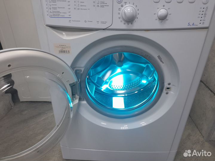 Стиральная машина Indesit iwsb 5093(5кг)(3099)