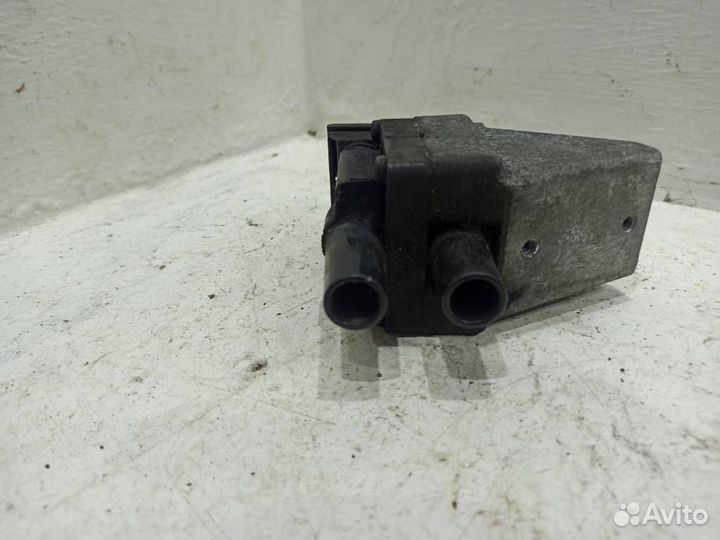 Катушка зажигания A0001500580