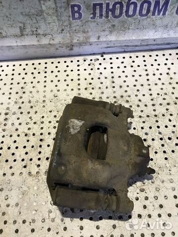 Суппорт передний левый Peugeot 107