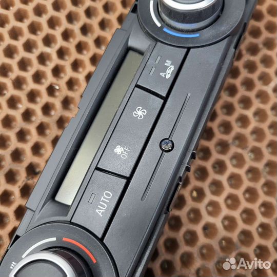 Блок управления климат контролем BMW x1 e84 e90