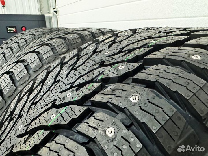 Nokian Tyres Hakkapeliitta 9 SUV 225/55 R19 103T