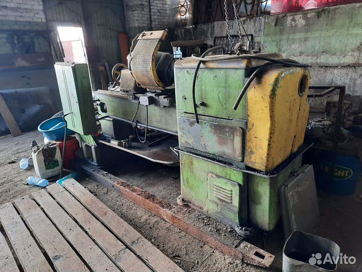 Токарный станок