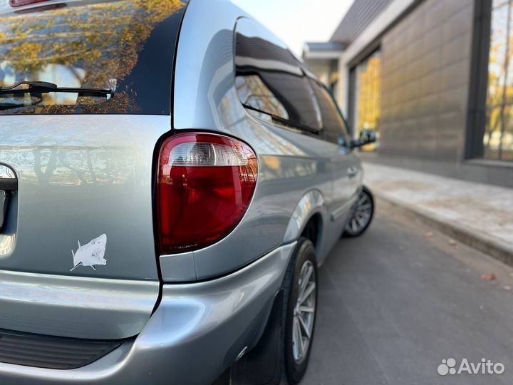 Chrysler Town & Country 3.3 AT, 2008, 120 000 км