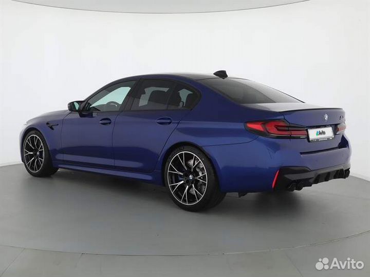 BMW M5 4.4 AT, 2023, 500 км