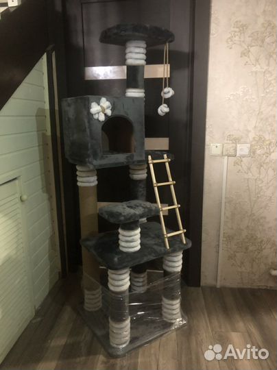 Домик для кошки с когтеточкой