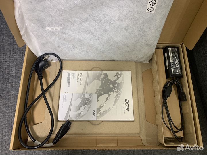 Acer Aspire V3-371-31WS 13.3 дюйма, Core i3, 500GB