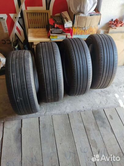 Yokohama BluEarth-A 235/55 R18