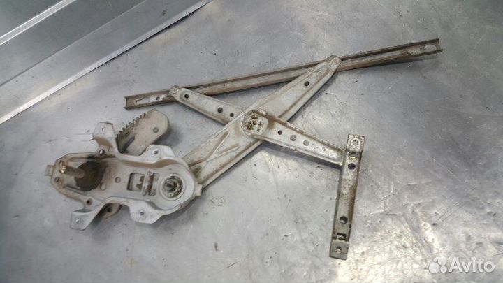 Стеклоподъемник механический задний левый Honda