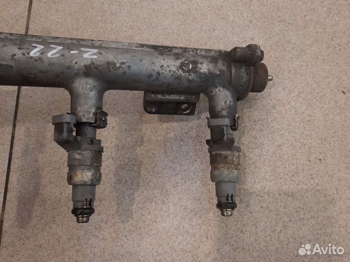 Топливная рампа с форсунками opel Z22SE