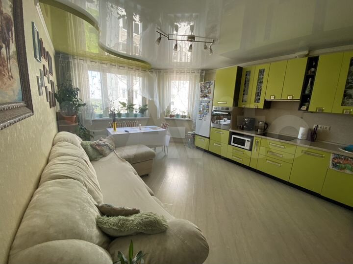 2-к. квартира, 61 м², 15/17 эт.