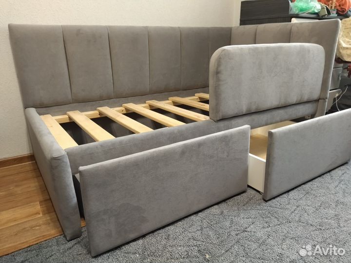 Мягкая детская кровать